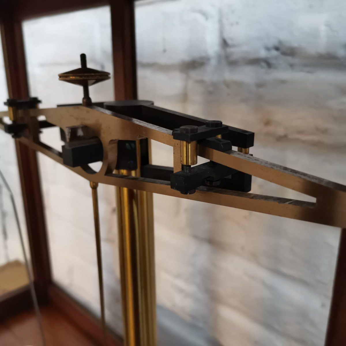  Grande Balance De Pharmacie  ou de  laboratoire. Sous Vitrine -photo-4