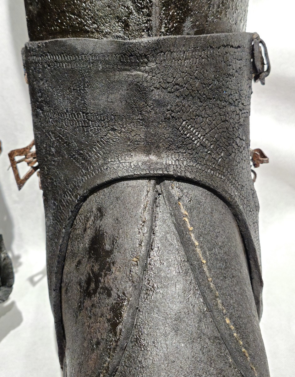 Bottes fortes de postillon ou bottes de sept lieues.-photo-2