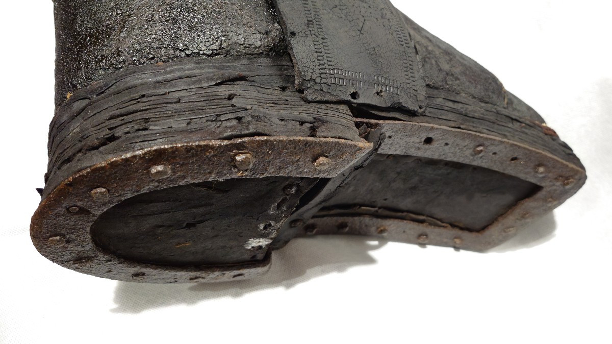 Bottes fortes de postillon ou bottes de sept lieues.-photo-3