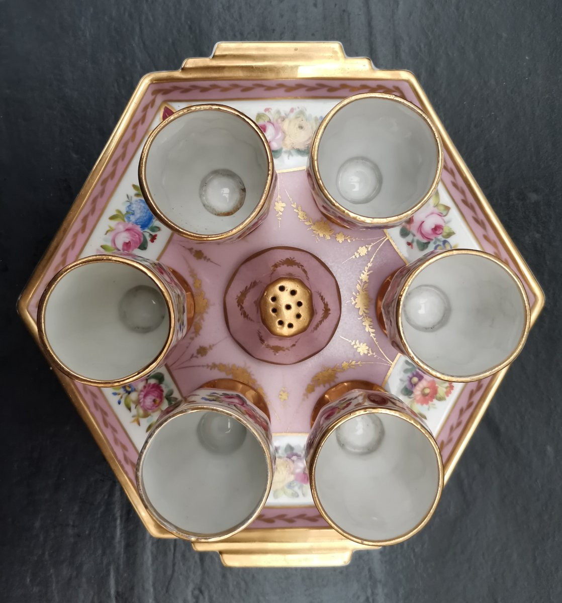 Service à œufs en porcelaine de Paris 1800-photo-3