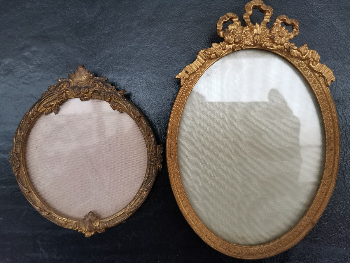 2 Small Gilt Brass Portrait Frames 