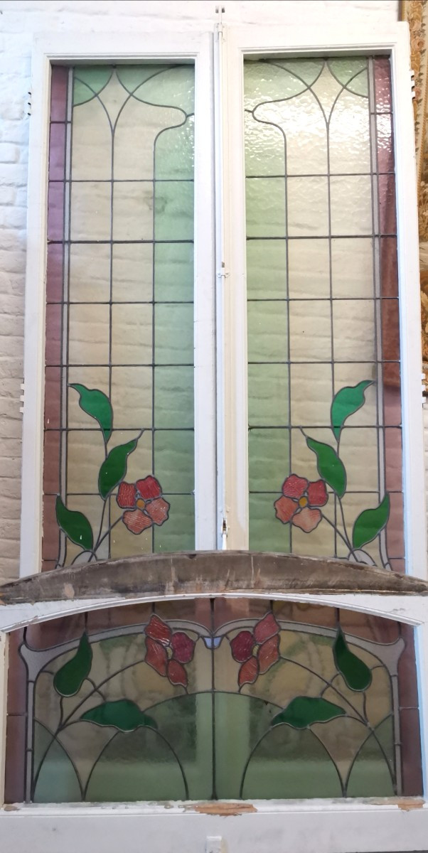 Grande Fenêtre à vitraux Art Nouveau 