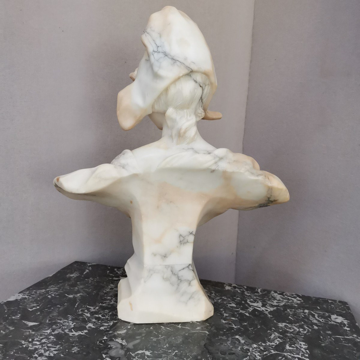 Buste de jeune femme, marbre, Art nouveau-photo-5