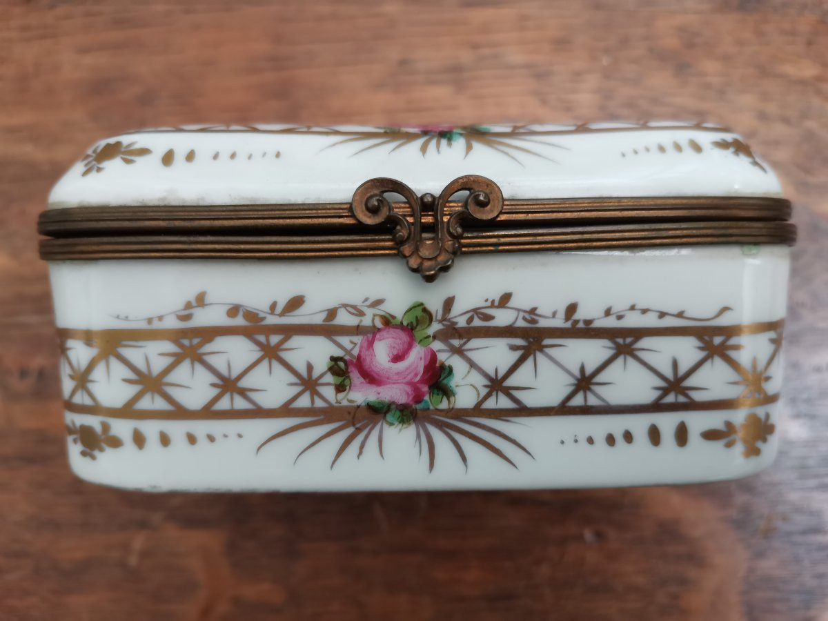 Coffret Bonbonnière en porcelaine de Sèvres -photo-4