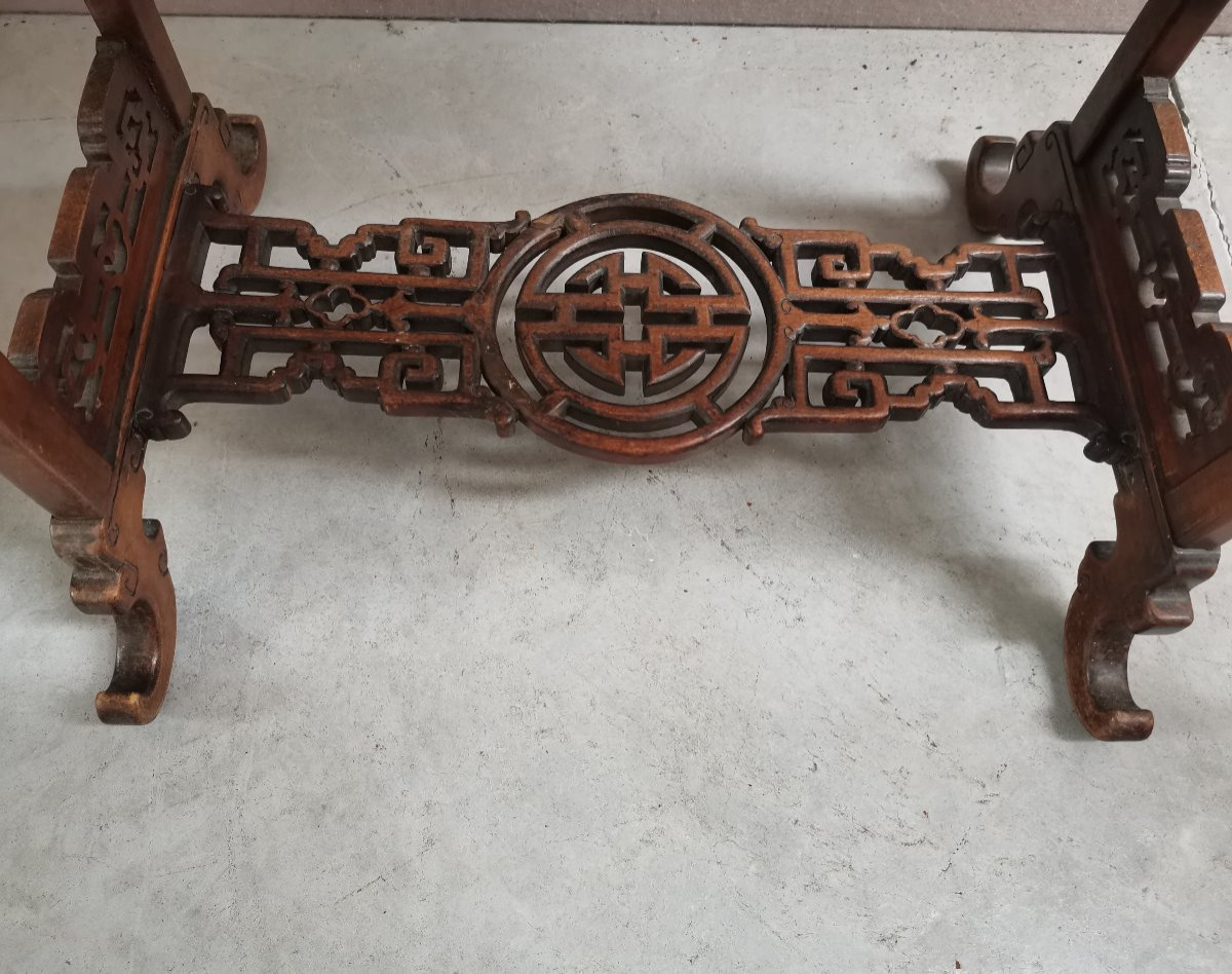 Asian-style Nesting Tables -photo-1