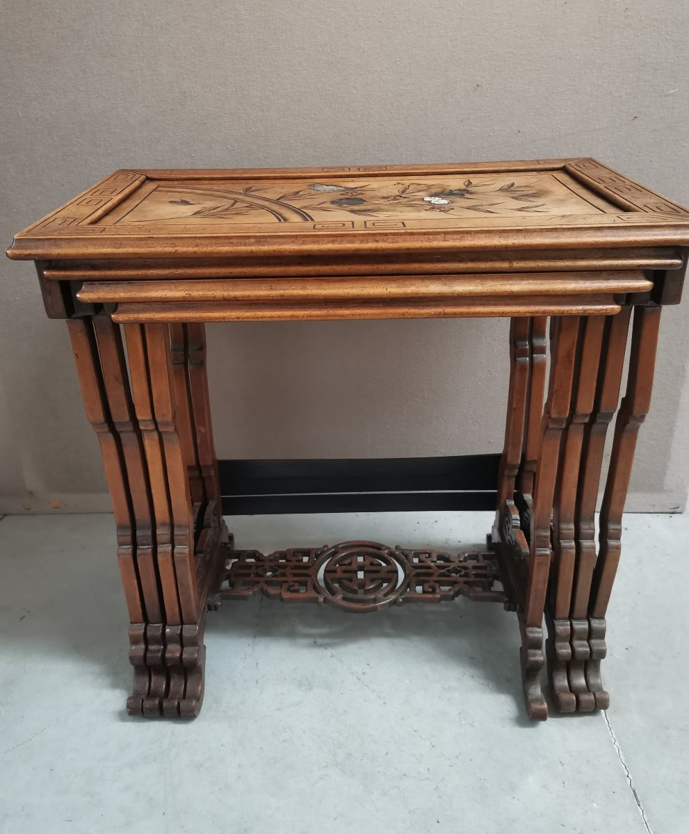 Asian-style Nesting Tables -photo-6