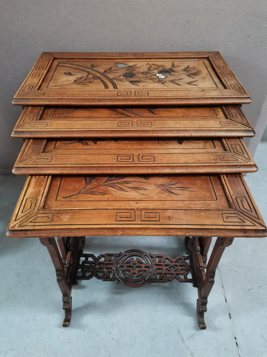 Asian-style Nesting Tables 