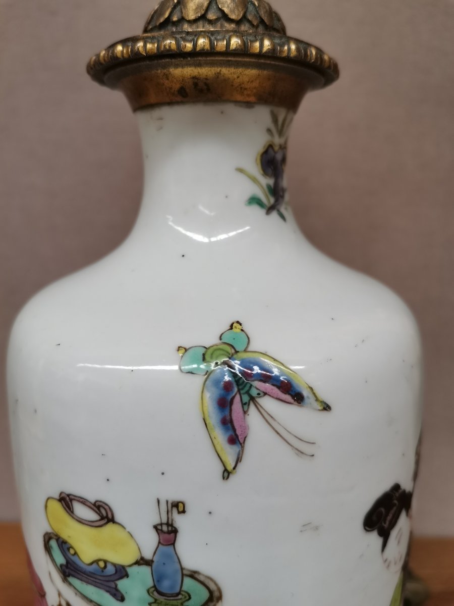 Chinese Porcelain Vase Lamp / Crystal Staircase -photo-5