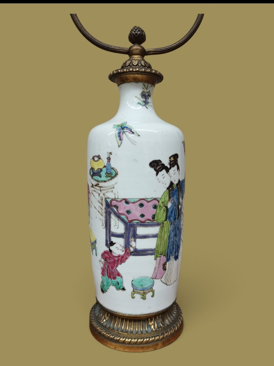 Chinese Porcelain Vase Lamp / Crystal Staircase 