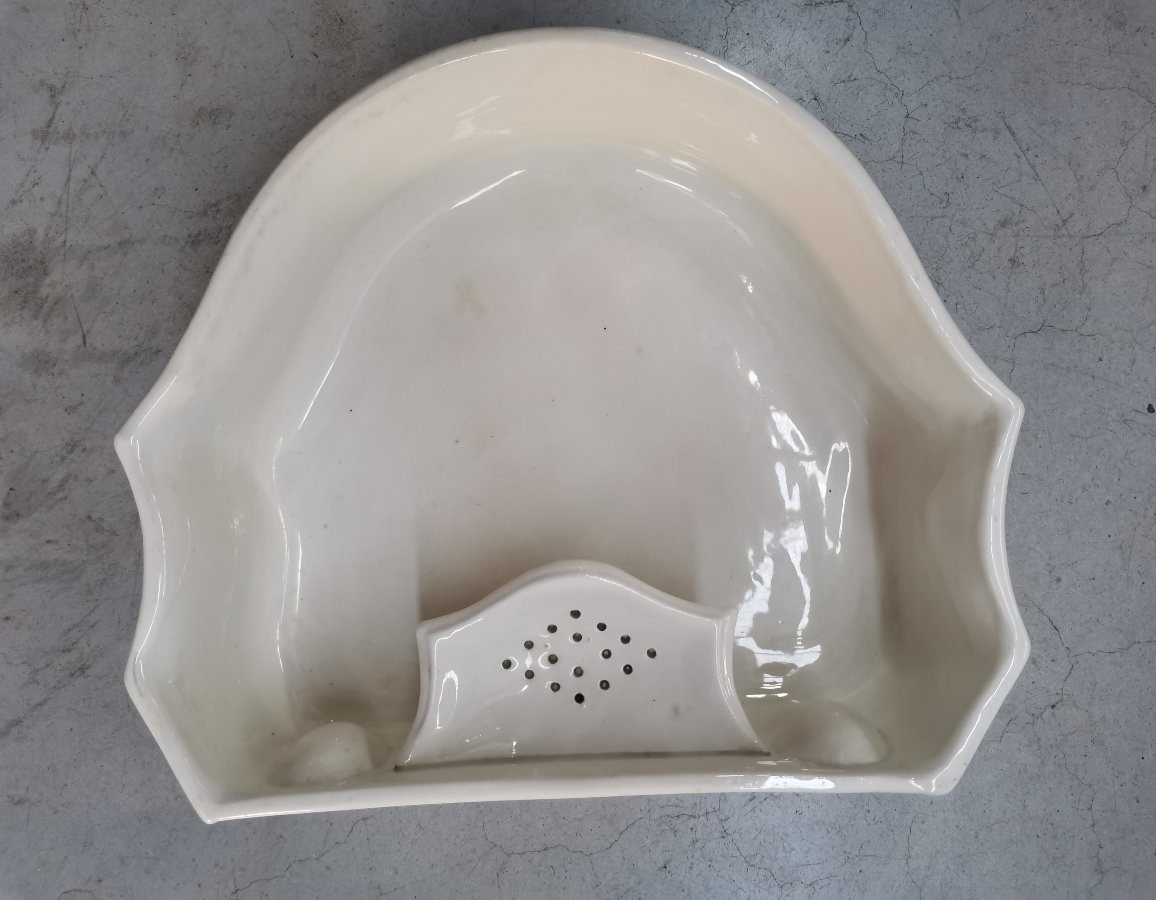 Onnaing Earthenware Wall Fountain -photo-6