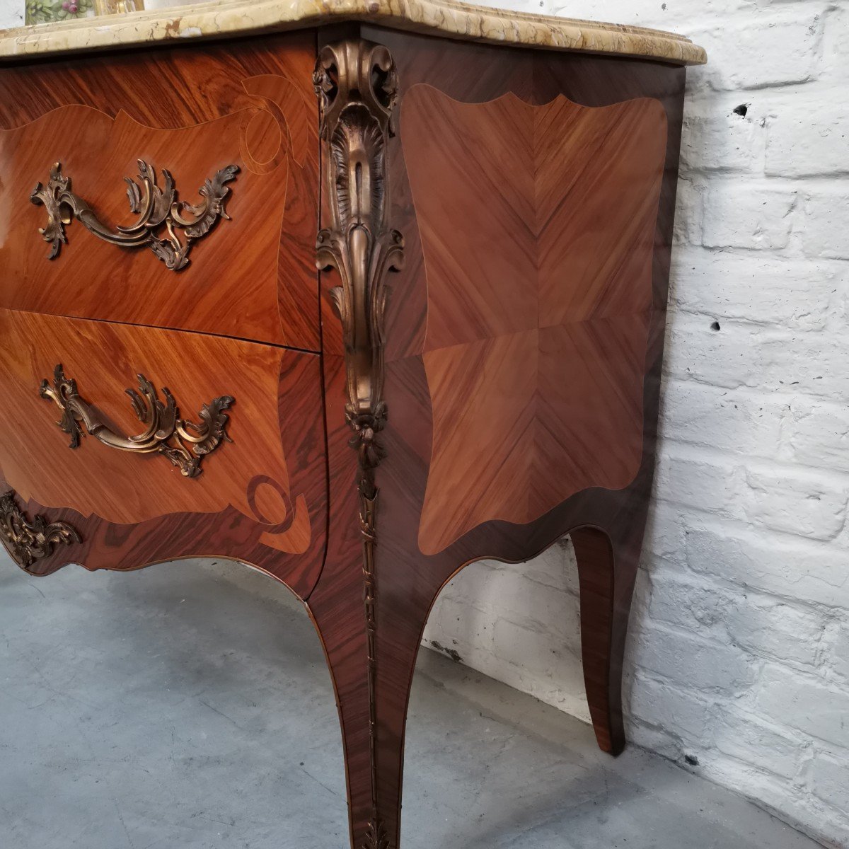 Louis XV Commode Marquetry 20th C.-photo-4