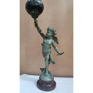 Grand sujet ange et lampe en régule de Jean Louis Grégoire 