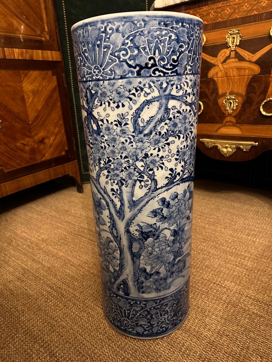 Chinese Porcelain Umbrella Stand.-photo-3