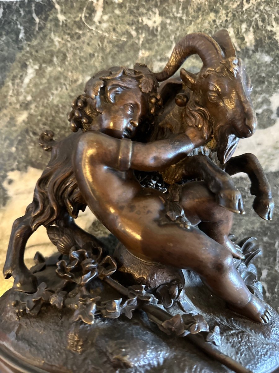 Bronze Bacchus Enfant Et La Chèvre. XIX  ème. 