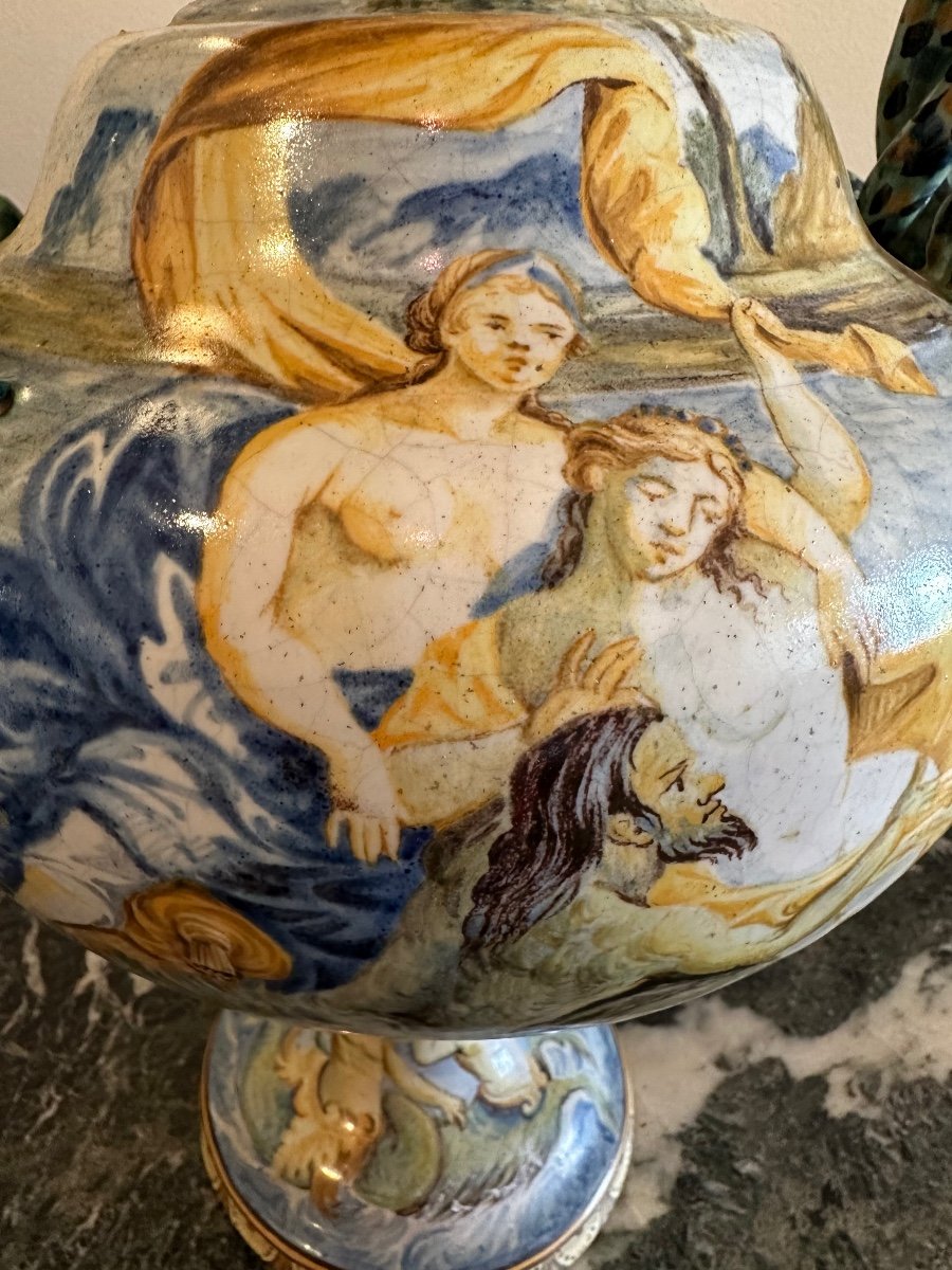 Grand Vase D’ Urbino, Majolique Italienne D’époque XIX  ème. -photo-2