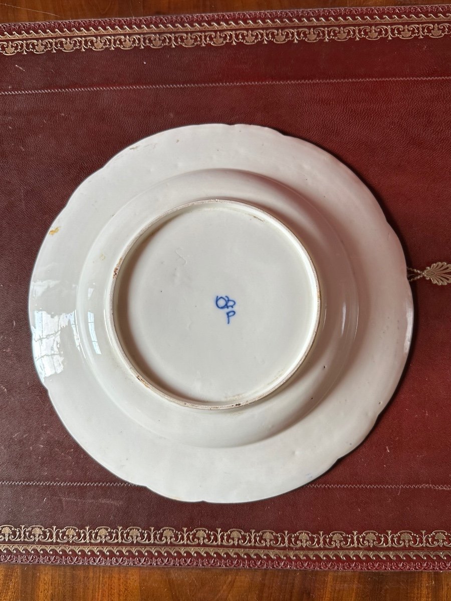 Soft Chantilly Porcelain Plate. From The 18th Century.-photo-2