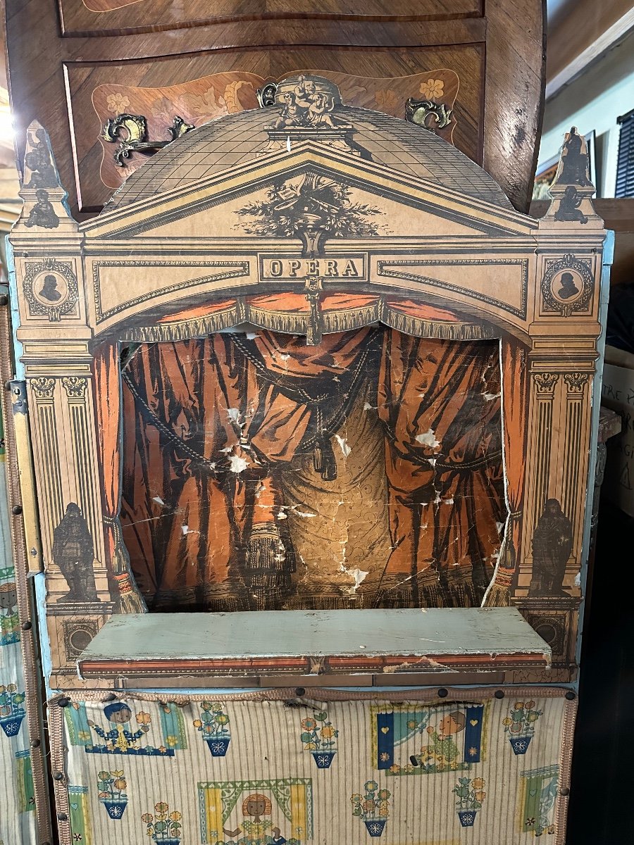Théâtre De Guignol D’époque XIX ème. 