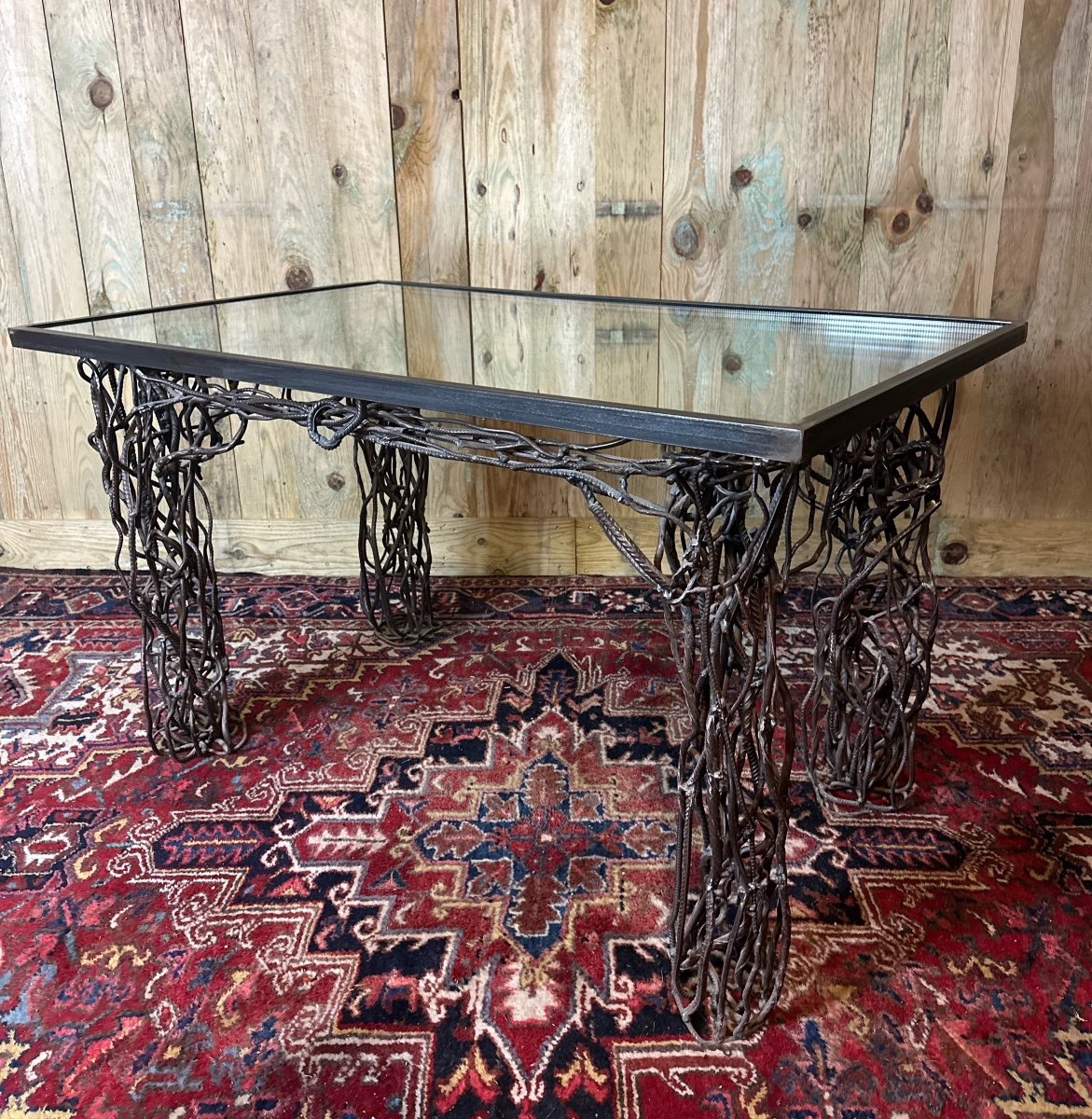 Desk Brutalist