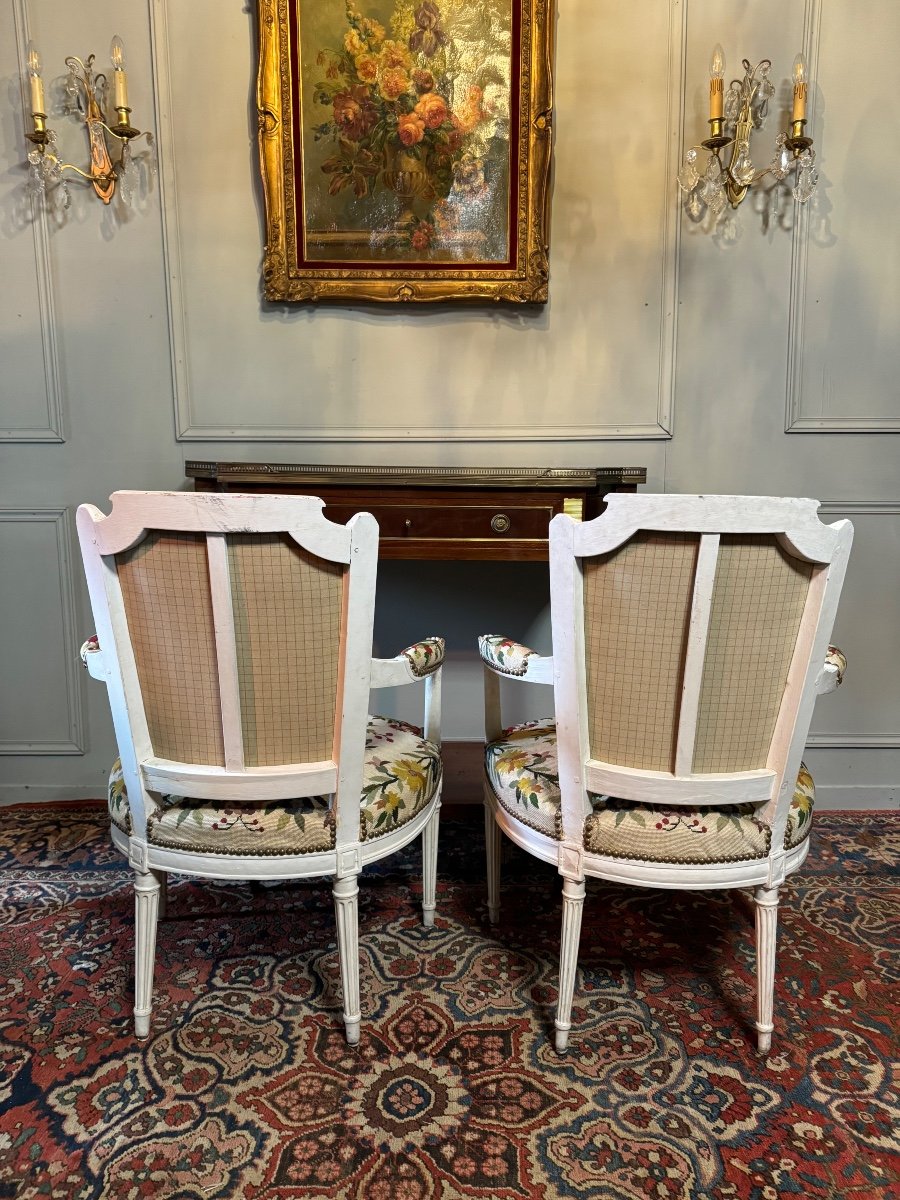 Pair Of Louis XVI Period Cabriolets In Tapestry. -photo-1
