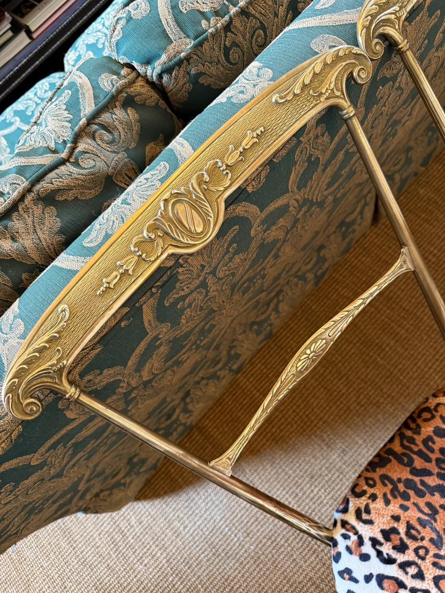 Paire de chaises en bronze, de style néo-classique, attribuées à la Maison Jansen. -photo-2