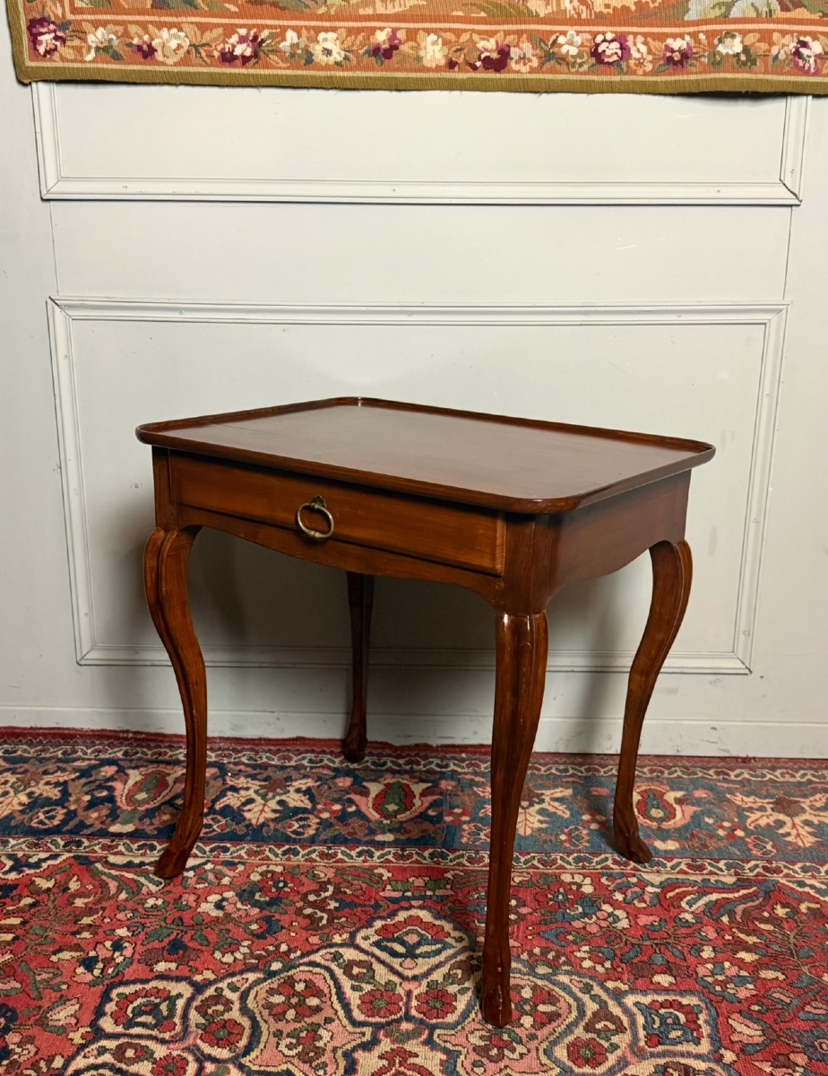 Bordeaux Table Called "cabaret" In Cuban Mahogany, From The 18th Century. 