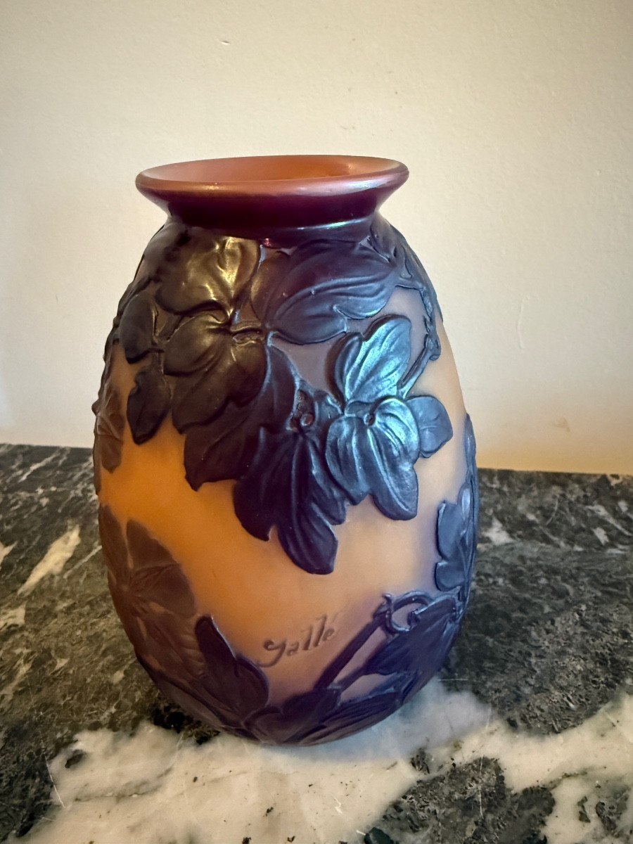 Gallé Establishments. Multi-layered Glass Vase Decorated With Clematis. -photo-3