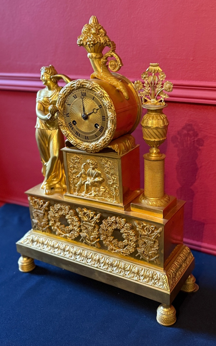 Gilt Bronze Clock "goddess Flora". 19th Century. -photo-3