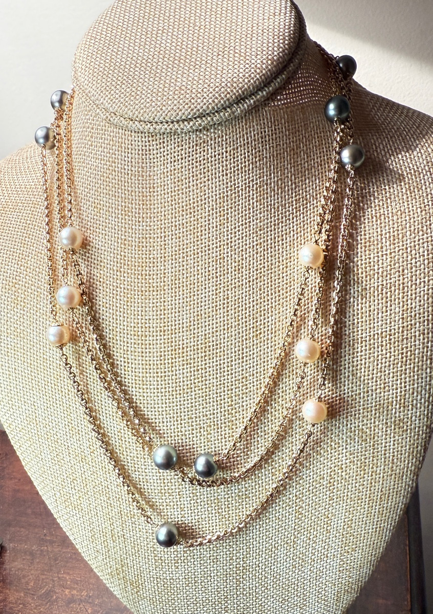 Gold And Tahitian Pearl Necklace/long Necklace. Length: 1.46m. 