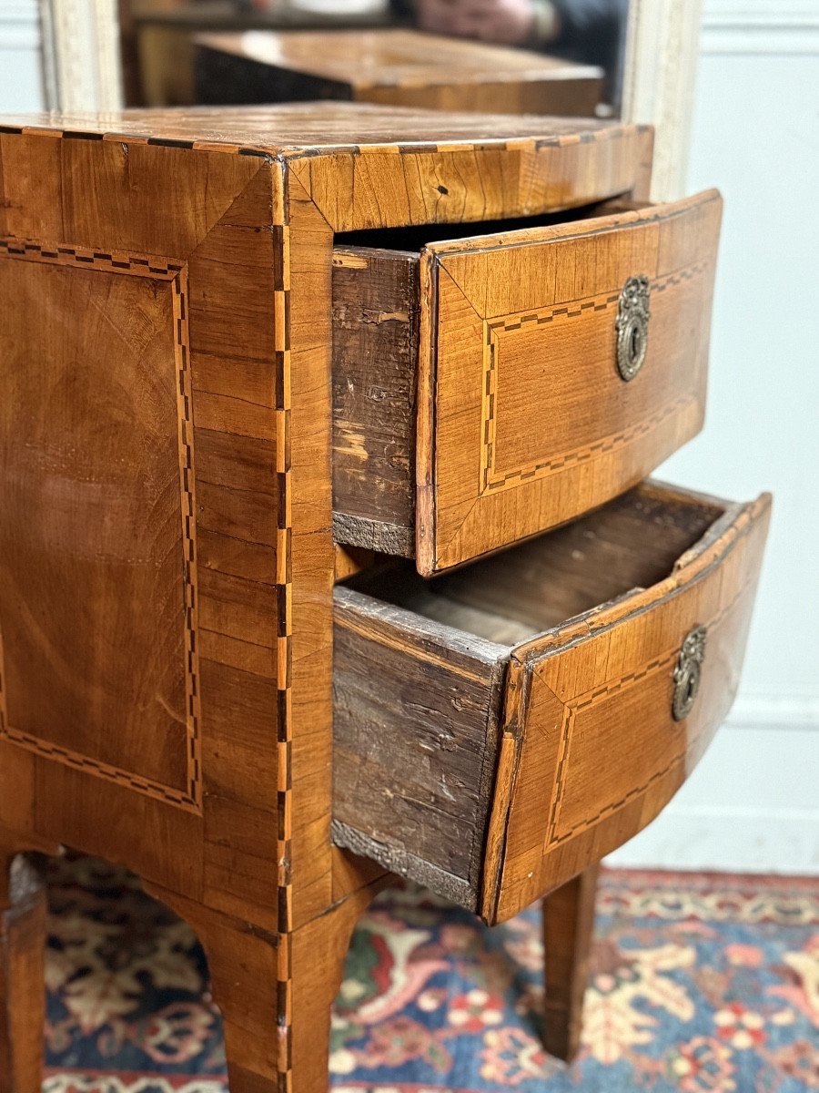 Small Italian Chest Of Drawers From The 18th Century. -photo-1