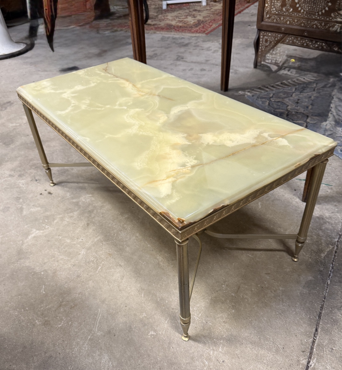 Coffee Table In Onyx. -photo-3