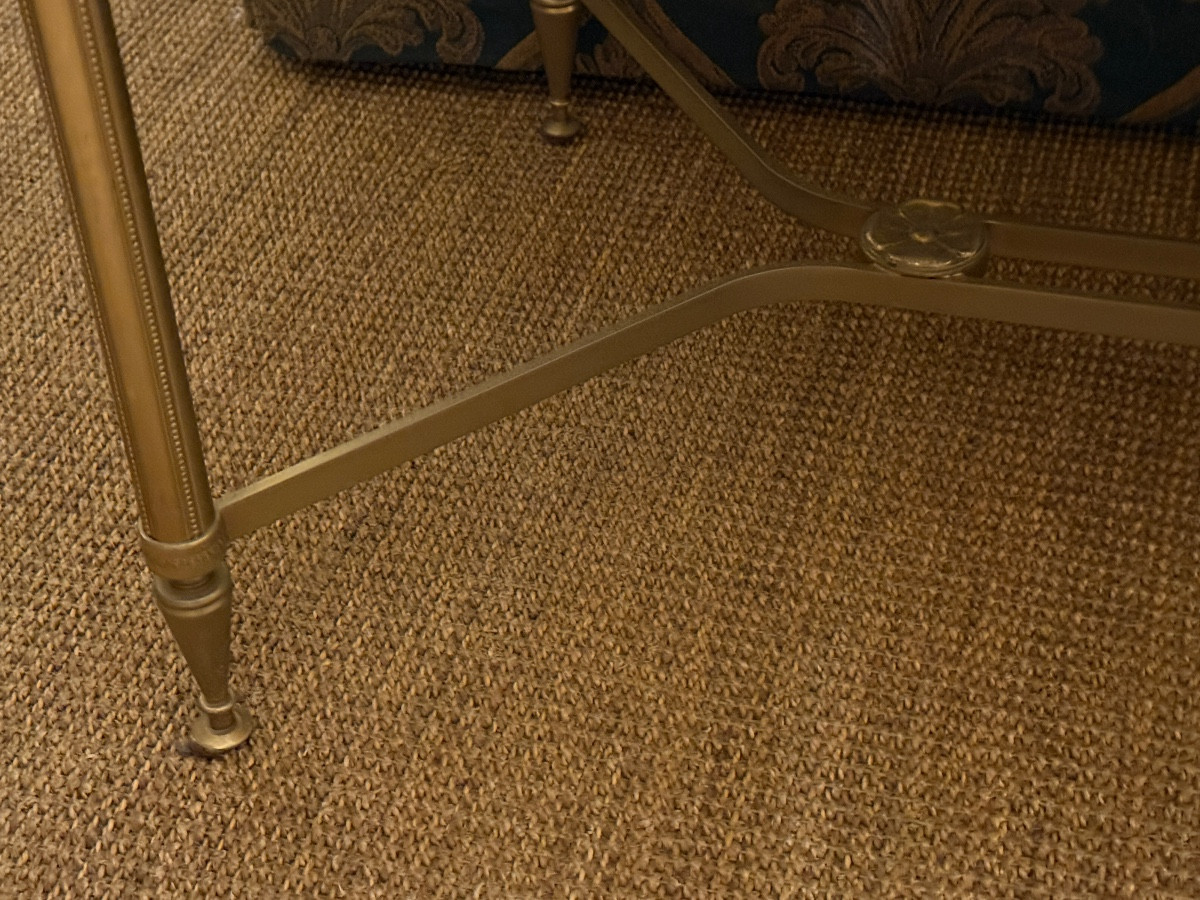 Coffee Table In Onyx. -photo-1