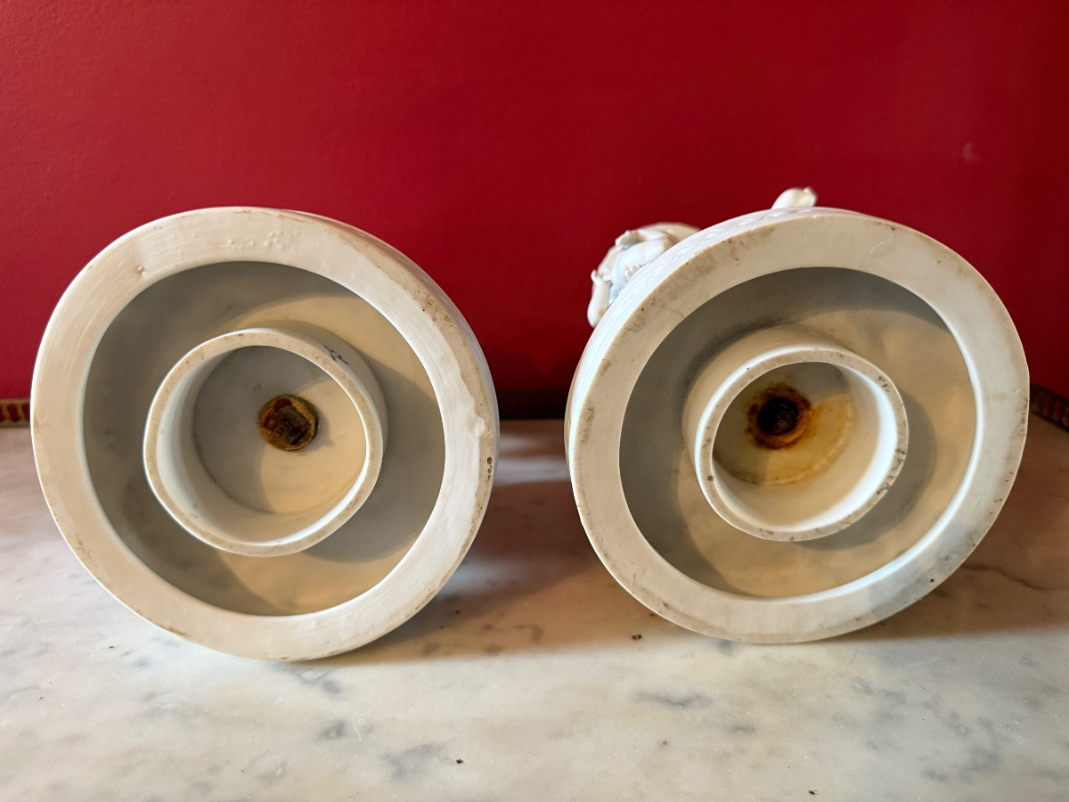 Paire de centres de table. Biscuits porcelaine de Saxe manufacture de Volkstedt 1788-1795. -photo-5