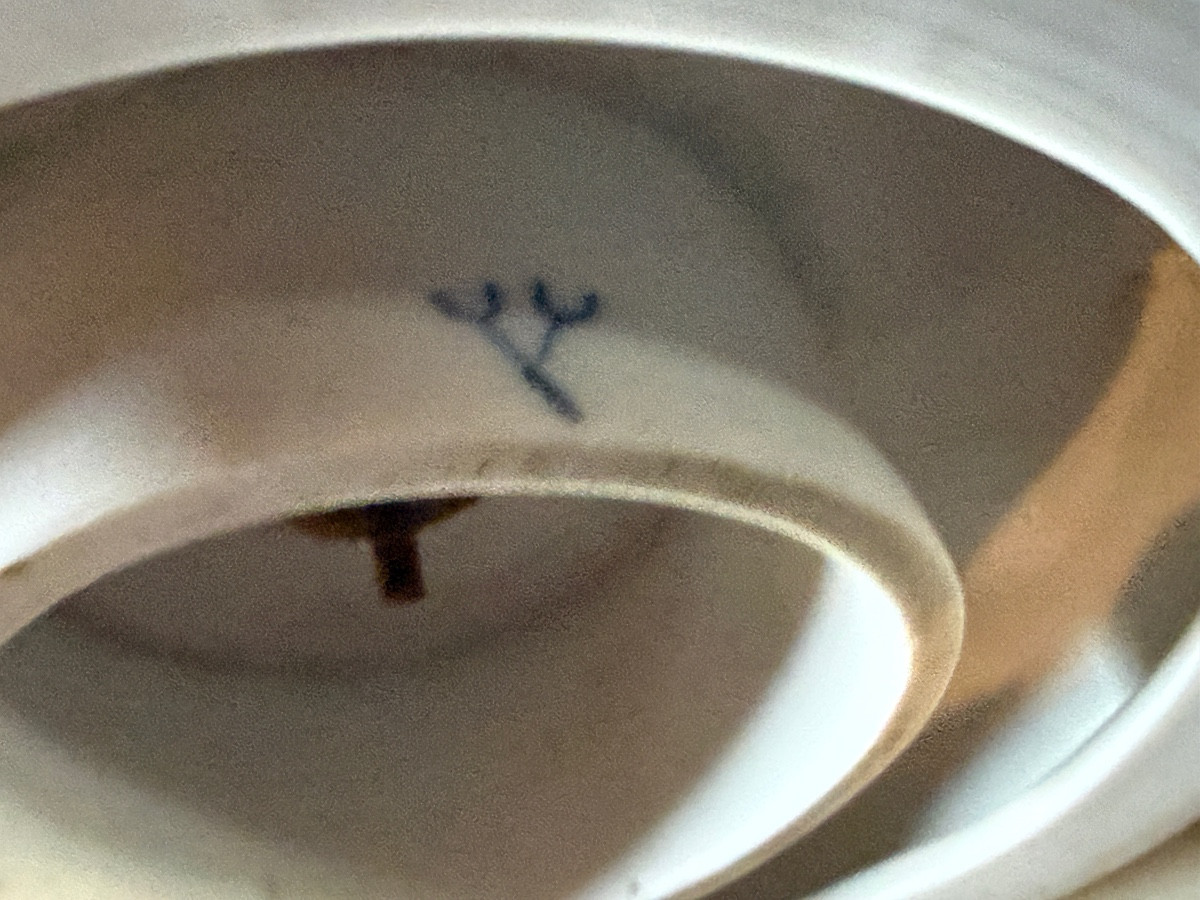 Paire de centres de table. Biscuits porcelaine de Saxe manufacture de Volkstedt 1788-1795. -photo-6