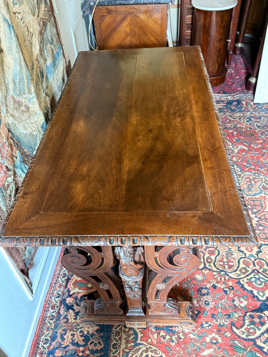 Table de milieu de style Renaissance, d'époque XIX ème. -photo-5