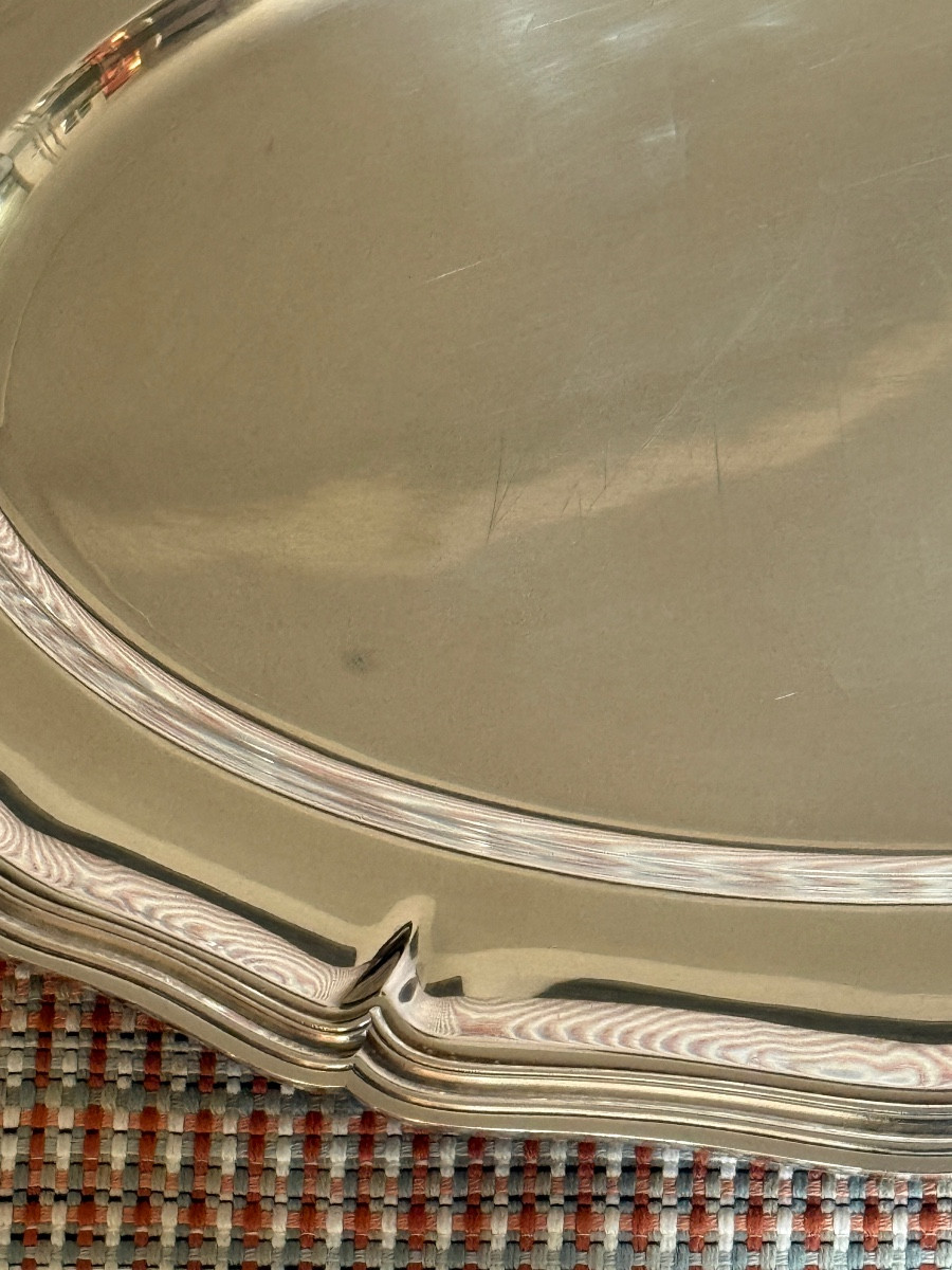 Christofle. Plat à contours en métal argenté. -photo-2