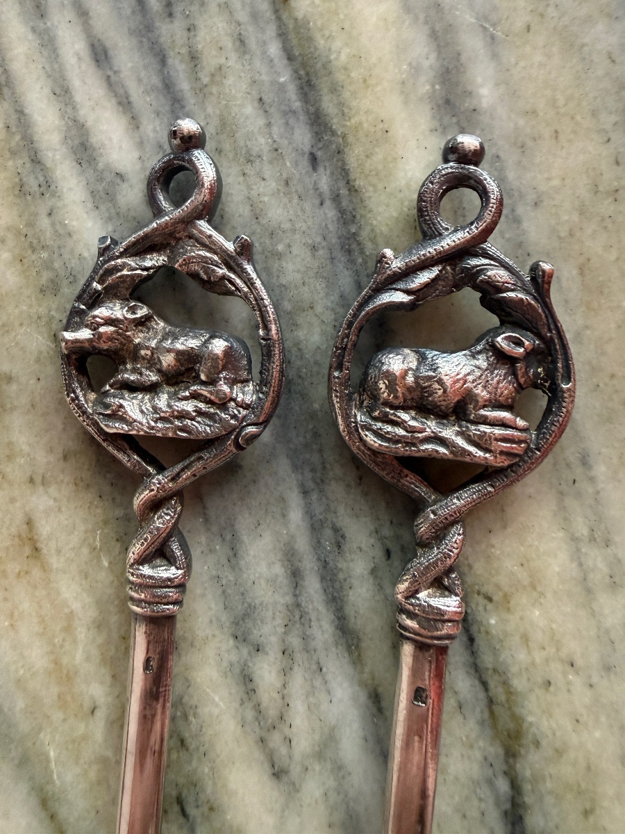 Set Of 9 Sideboard Ornaments.-photo-4