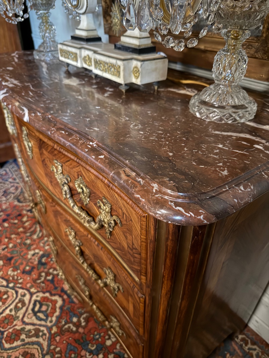 Commode de style Régence en marqueterie. -photo-4