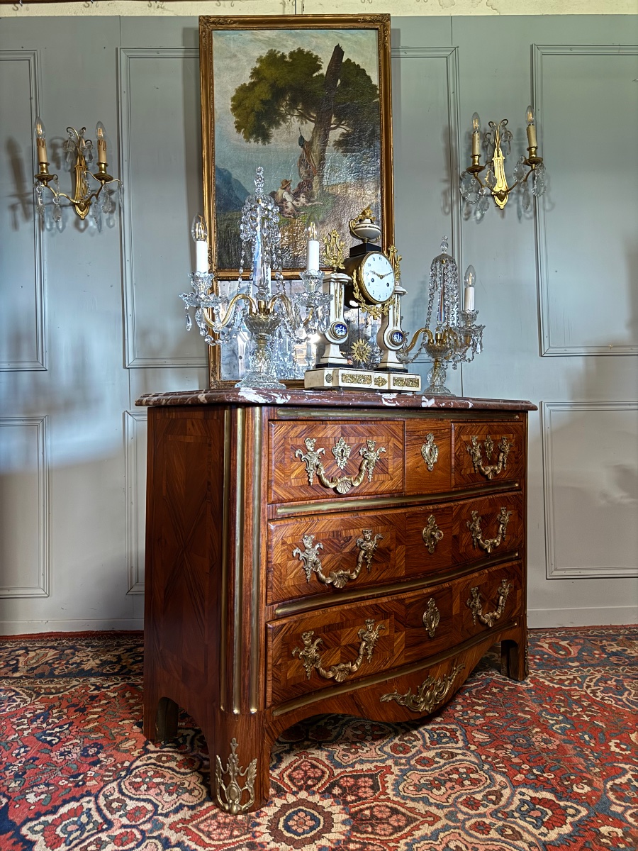 Commode de style Régence en marqueterie. -photo-2