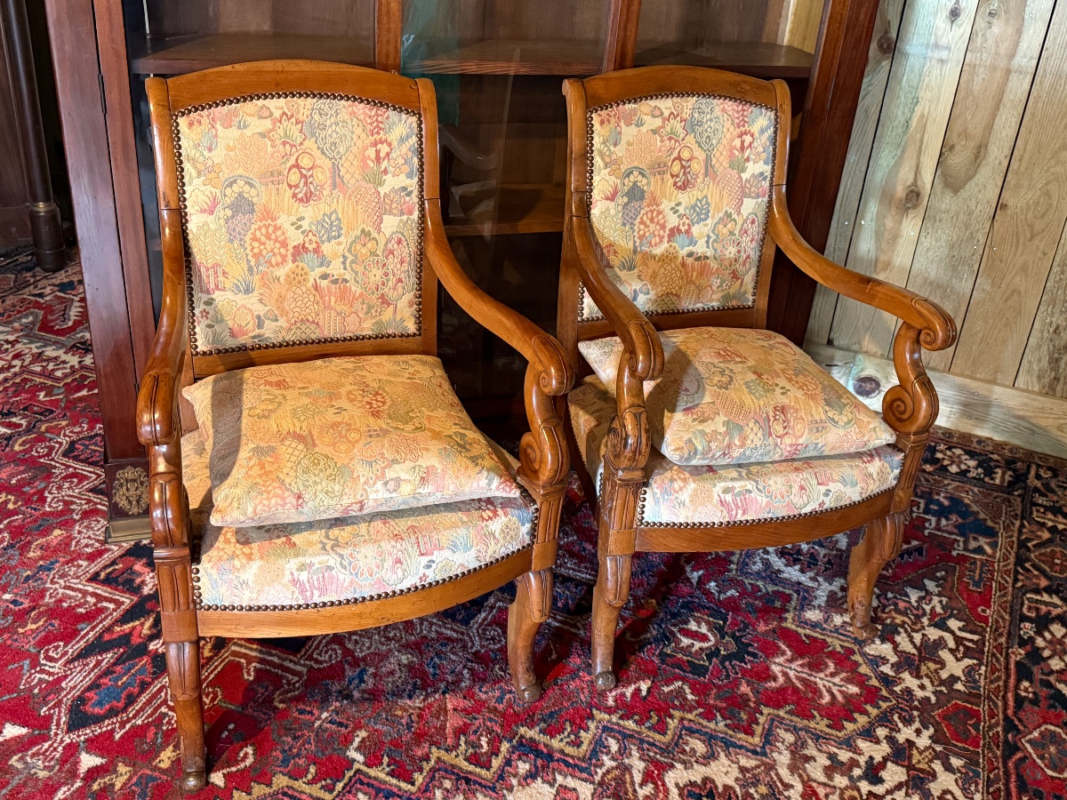 Paire de fauteuils d'époque restauration. 