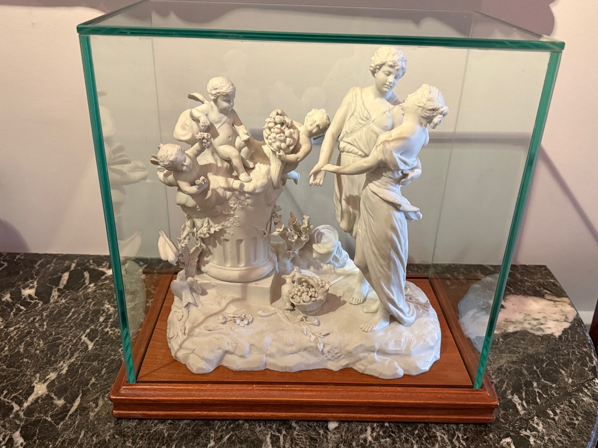 Sèvres. Bisque Porcelain Set Titled "the Lovers And The Three Graces." 18th Century. -photo-5