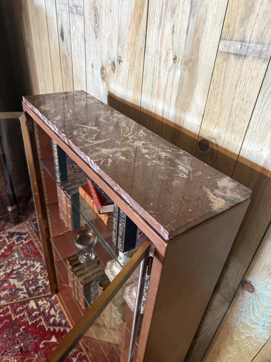 Display Case Clad In Tan Leather, Bronze, Mirror, And Marble. Second Half Of The 20th Century. -photo-3