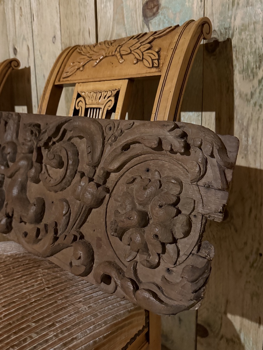 Important panneau de bois sculpté en haut relief. Fin XVII  ème siècle. -photo-3