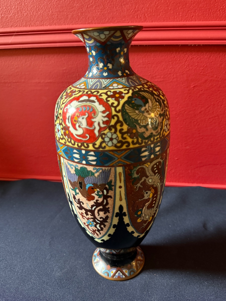 Vase balustre en émeaux cloisonnés polychrome. Extrême orient.Fin XIX Ème siècle. -photo-5