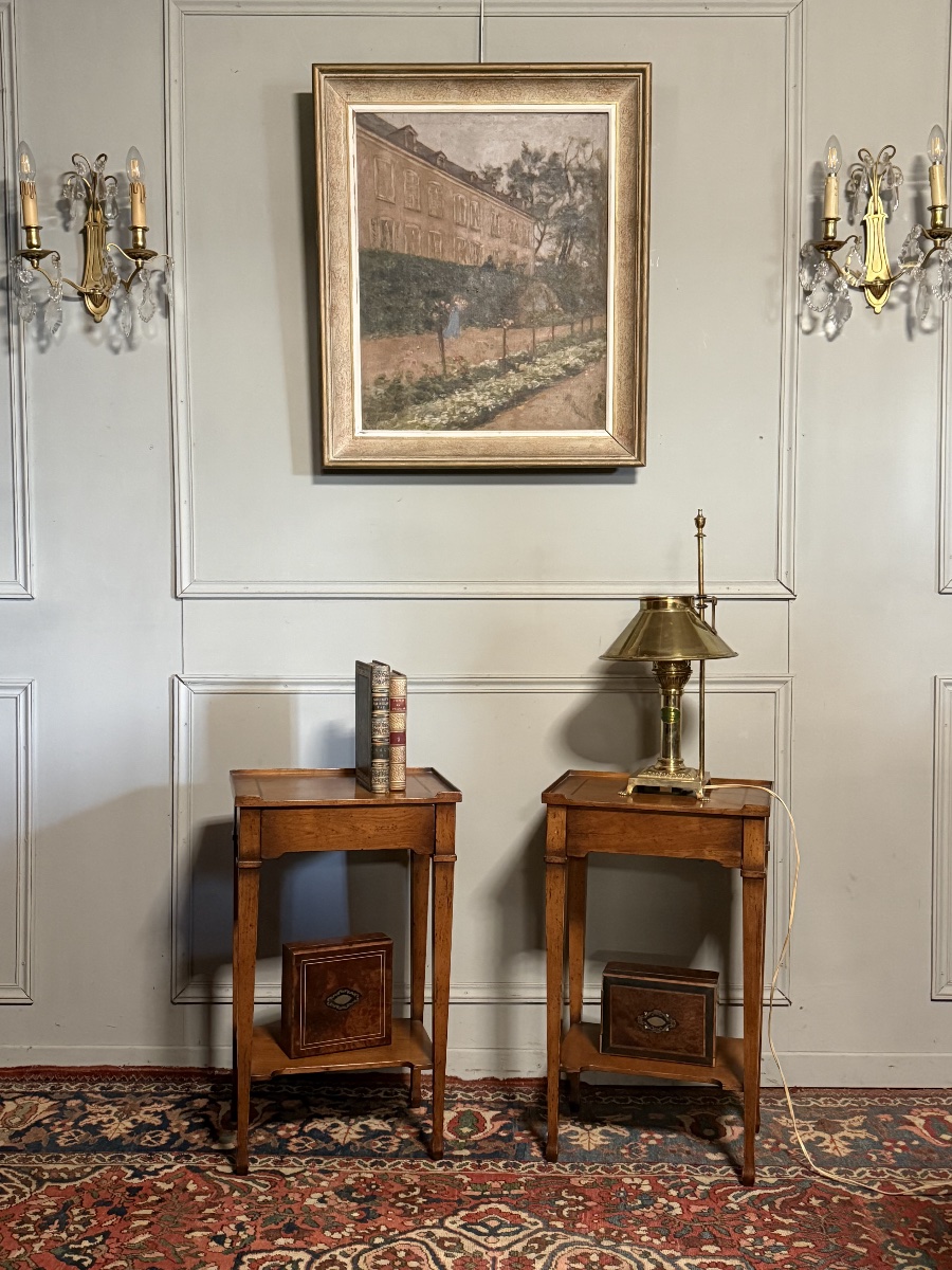 Paire de chevets de style Louis XVI en bois fruitier. -photo-2
