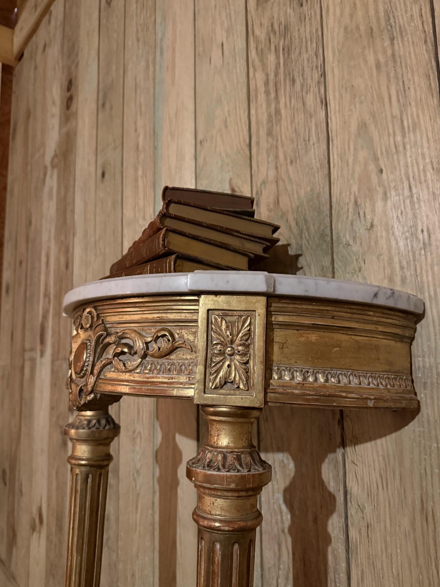 A Half-moon Console Table Made Of Carved And Gilded Wood In The Louis XVI Style, Dating From The Late 19th Century. -photo-2