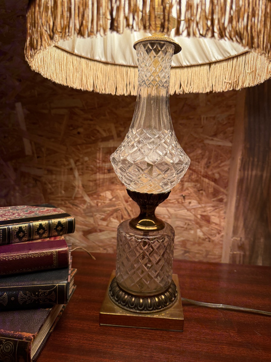 Paire de lampes de style Empire en cristal et bronze doré. -photo-4