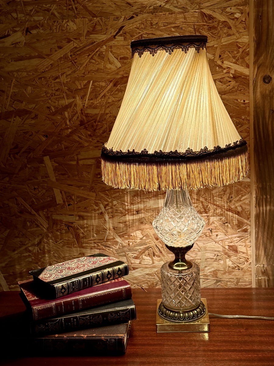 Paire de lampes de style Empire en cristal et bronze doré. -photo-1