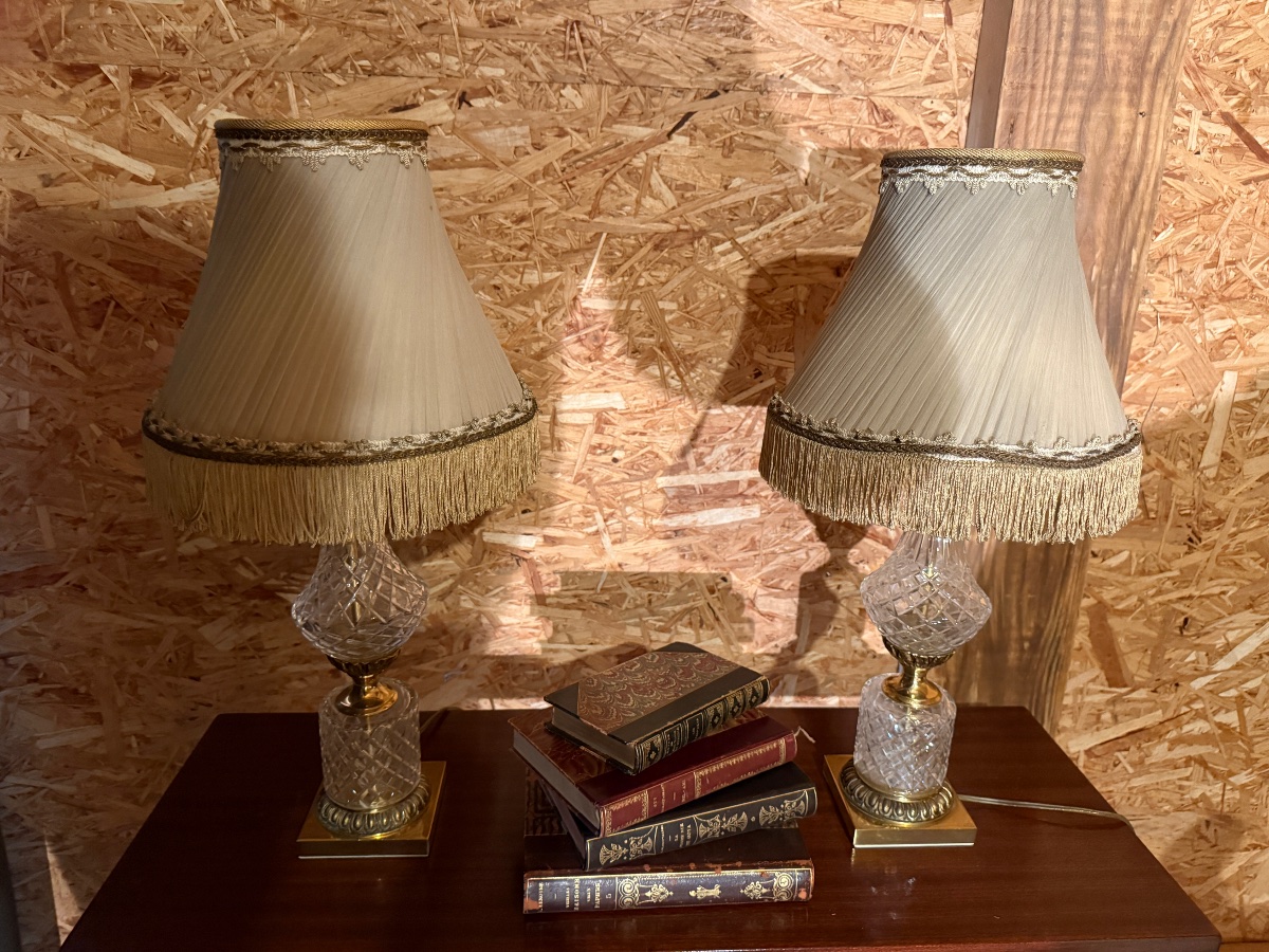 Paire de lampes de style Empire en cristal et bronze doré. -photo-2
