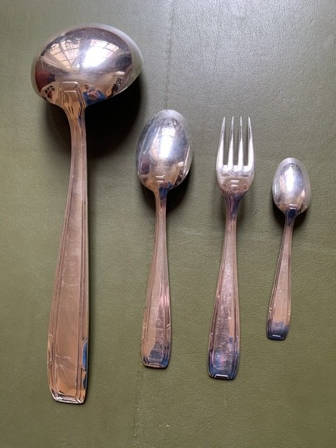 Art Deco Cutlery Set In Silver Metal.-photo-4