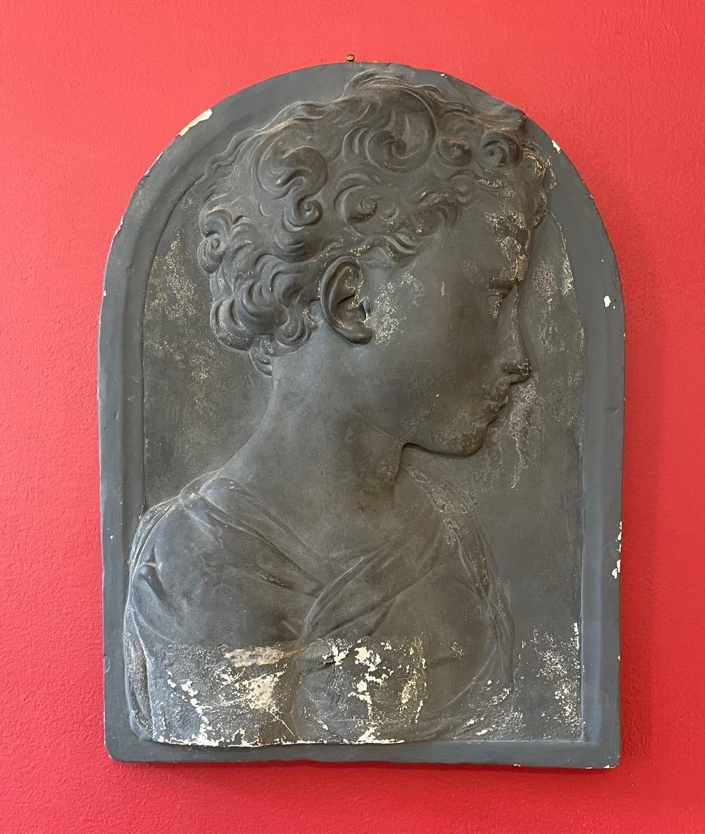 Bas-relief - Bust Of Child - -photo-1